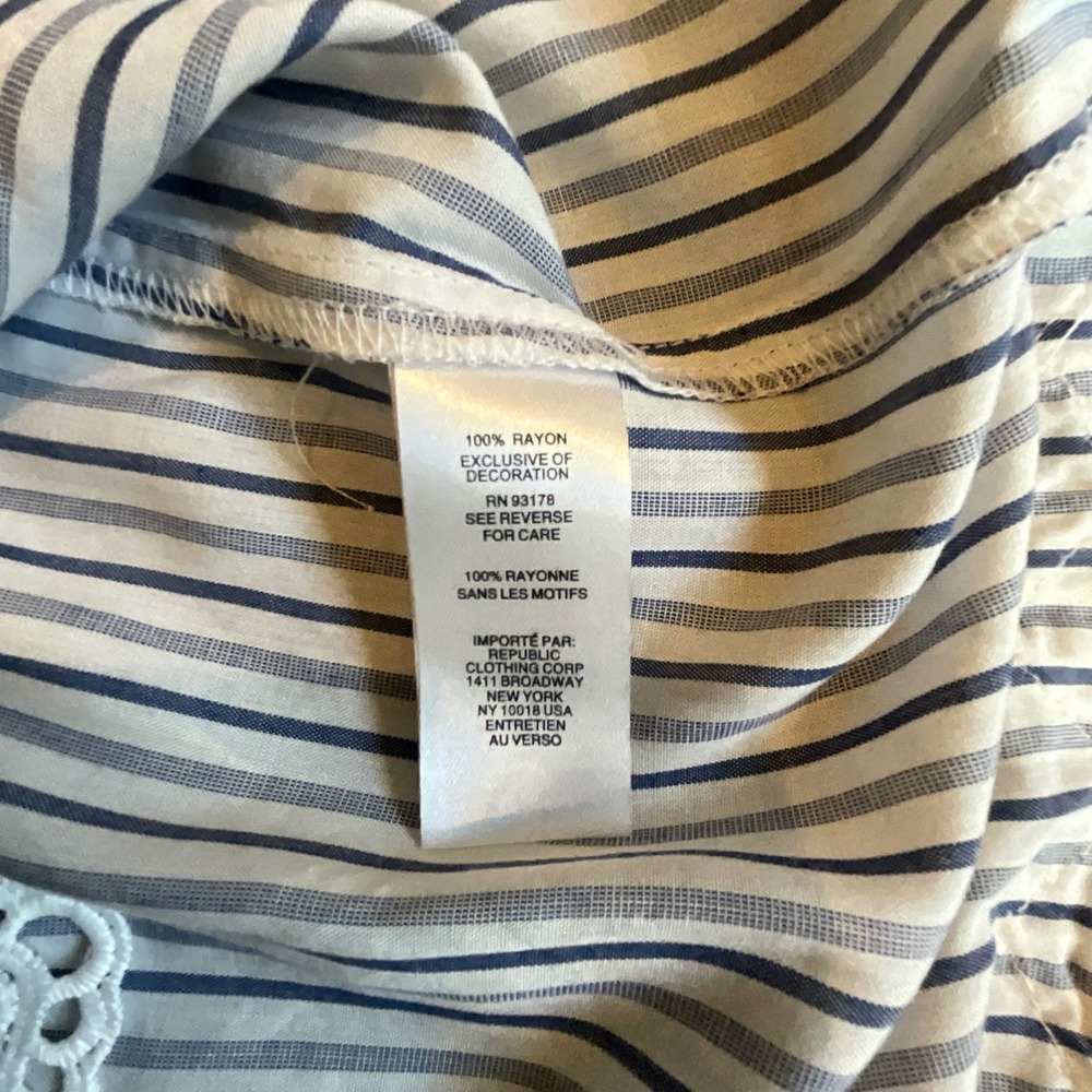 Chelsea & Theodore Woman Blue White Striped Lace Trim Tunic Top 1X Cottagecore - Picture 9 of 11